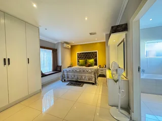 Modern 4 Bed For Sale At Edgemount Estate