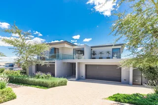 Luxury Living in Clara Anna Fontein Estate