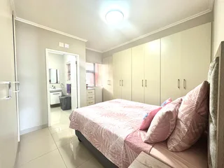 Umhlangas Finest!  Fully Furnished Spacious Two Bedroom Apartment For Sale