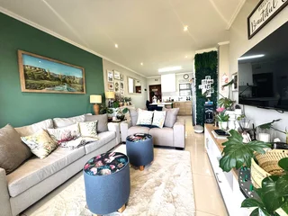 Umhlangas Finest! Spacious Two Bedroom Apartment For Sale