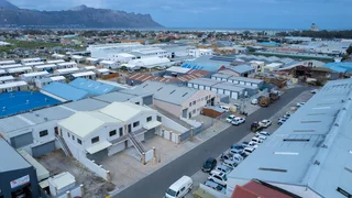 Industrial Property for Sale in George Park: Warehouse / Factory / Newly Renovated & Vacant