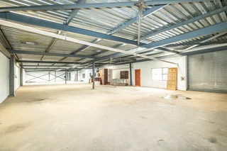Industrial Property for Sale in George Park: Warehouse / Factory / Newly Renovated &amp; Vacant