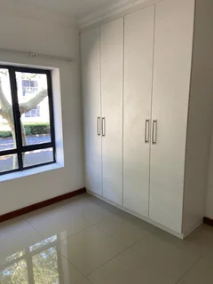 Spacious three beds unit for sale