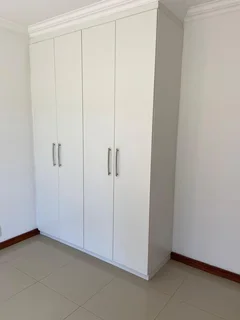 Spacious three beds unit for sale