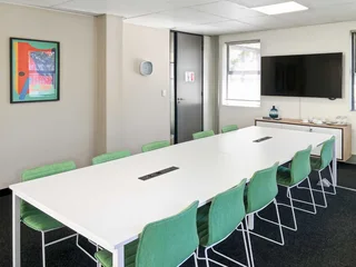 Book open plan office space for businesses of all sizes in Regus Links Office Park