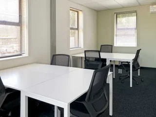 Book open plan office space for businesses of all sizes in Regus Links Office Park
