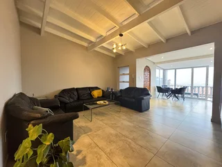 3 Bedroom Apartment for Rent in Secure Complex – Stunning Views!