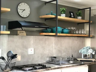 Secure 1-Bedroom And 1-Bathroom Apartment In Justin Road, Broadwood