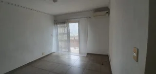 Two Bedroom, ground floor apartment in Bishopsgate to Let