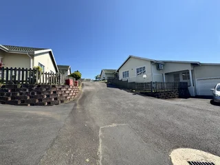 Luxurious and Elegant 2 Bedroom Simplex Available For Sale in the Prestigious Westlake Estate