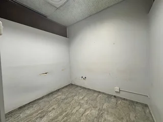 Prime Ground Floor Retail Outlet For Sale in Umhlanga Ridge