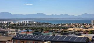 Apartment For Sale in Diaz Industria, Mossel Bay