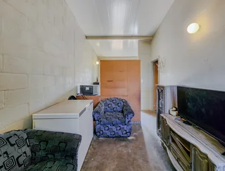 Charming Corner Home in Greenville Garden City, Fisantekraal