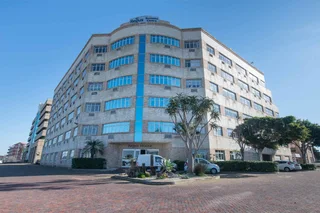 All-inclusive access to professional office space for 4 persons in Regus Port Elizabeth