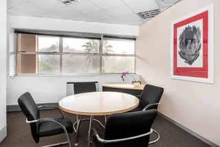 All-inclusive access to coworking space in Regus Parktown
