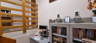 IMMACULATE TOWNHOUSE - NEAT AS A PIN