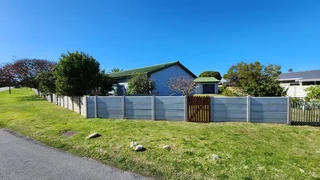 House For Sale in Hartenbos Central, Hartenbos