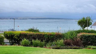Apartment For Sale in De Bakke, Mossel Bay
