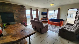 Townhouse For Sale in Seemeeu Park, Mossel Bay