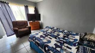 Townhouse For Sale in Seemeeu Park, Mossel Bay