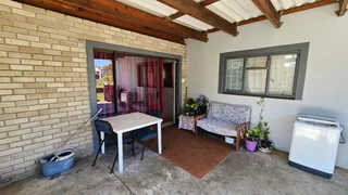 House For Sale in Hartenbos Central, Hartenbos