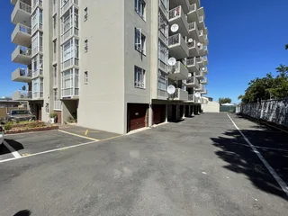 1 Bedroom Flat with Parking for Sale in Parow East