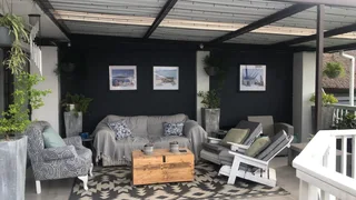 Secure 1-bedroom And 1-bathroom Apartment In Justin Road, Broadwood