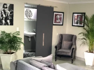 Secure 1-bedroom And 1-bathroom Apartment In Justin Road, Broadwood