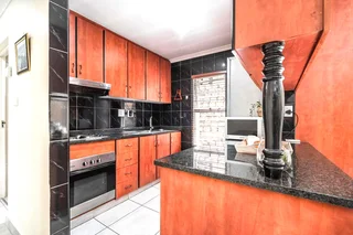 Modern 2-Bedroom Home For Sale in A Secure Sherwood Complex