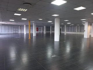 Prime Showroom available to let in Umgeni Business Park