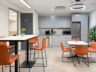 Find office space in Regus Waterside for 3 persons with everything taken care of