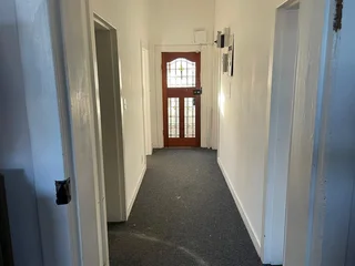 Great exposure on Main Road.