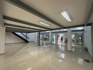 BRICKFIELD BUSINESS PARK | RETAIL SPACE TO RENT | SALT RIVER | 160m²