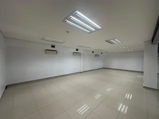 BRICKFIELD BUSINESS PARK | RETAIL SPACE TO RENT | SALT RIVER | 160m²