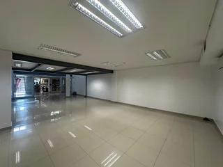 BRICKFIELD BUSINESS PARK | RETAIL SPACE TO RENT | SALT RIVER | 160m²