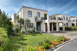 Townhouse with Views | Immaculate & Move-In Ready