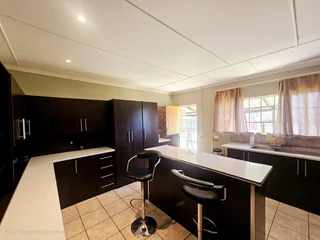 Four Bedroom Home With Big Yard