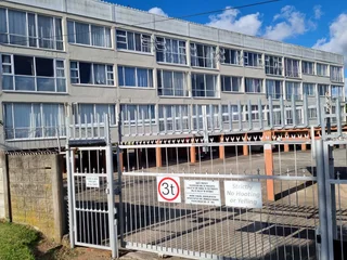 Investment  opportunity Apartment in Amalinda.