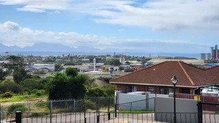 Apartment For Sale in Mossel Bay