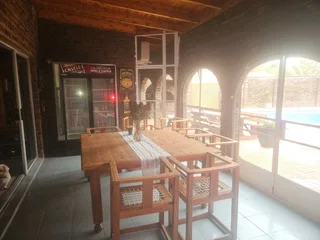 Spacious family home plus flat