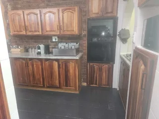 Spacious family home plus flat