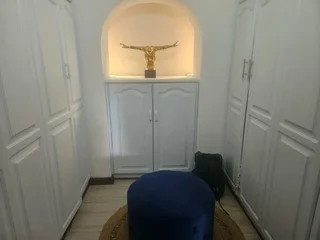 Spacious family home plus flat