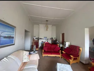 Charming Family Home in Desirable Beaconsfield