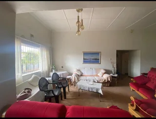 Charming Family Home in Desirable Beaconsfield