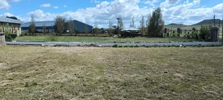 LARGE PROPARTY IDEAL FOR A ETREPRENEUR. NEXT TO FACTORY.