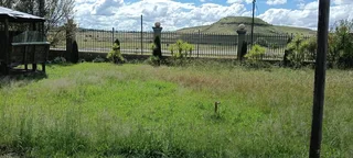 LARGE PROPARTY IDEAL FOR A ETREPRENEUR. NEXT TO FACTORY.