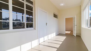 Newly Renovated 2-bed North-facing Spacious Apartment In Houghton