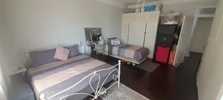 Charming Essenwood Retreat: Intimate Living Awaits You!