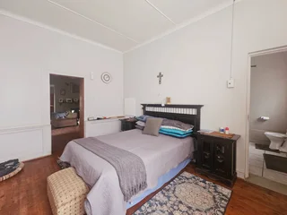 **Charming Two-Bedroom, Two-Bathroom Home with Versatile Living Spaces**