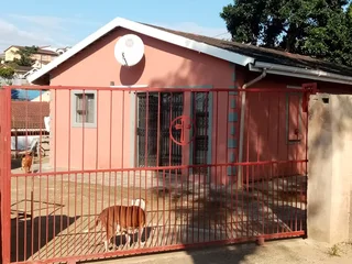 Freestanding three bedroom home in Westham for sale